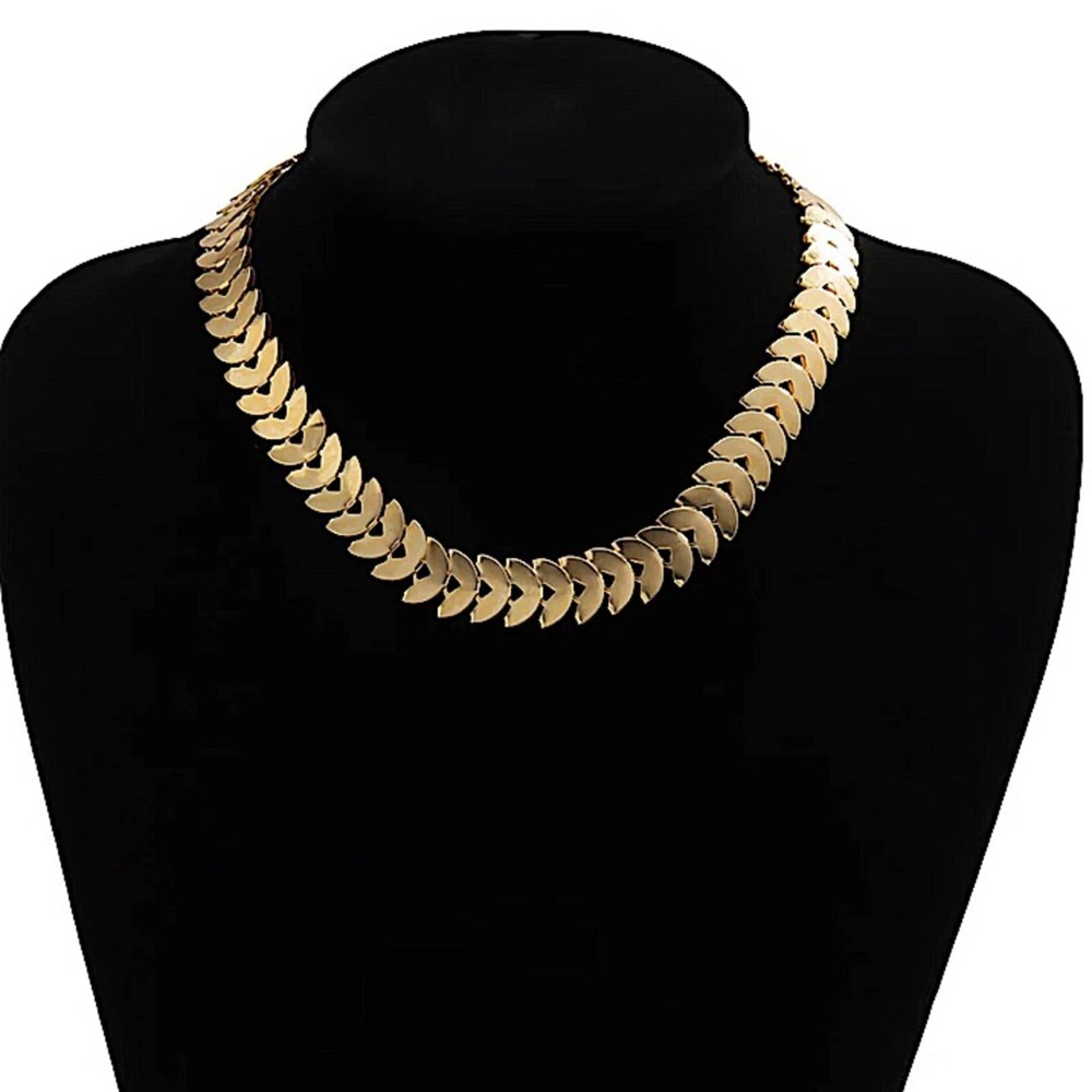 Gold Chevron Punk Y2K Choker Necklace - Picture 4 of 5